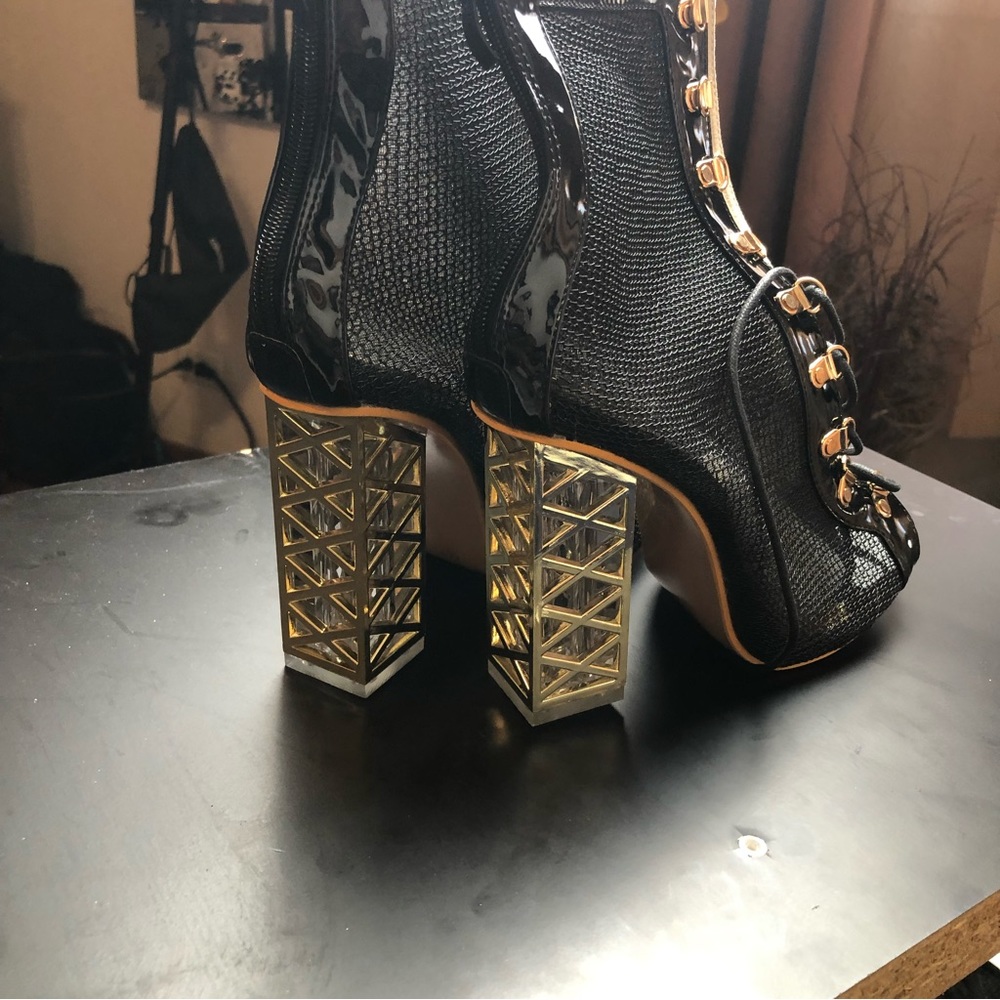 Mesh heels - Picture 5 of 11
